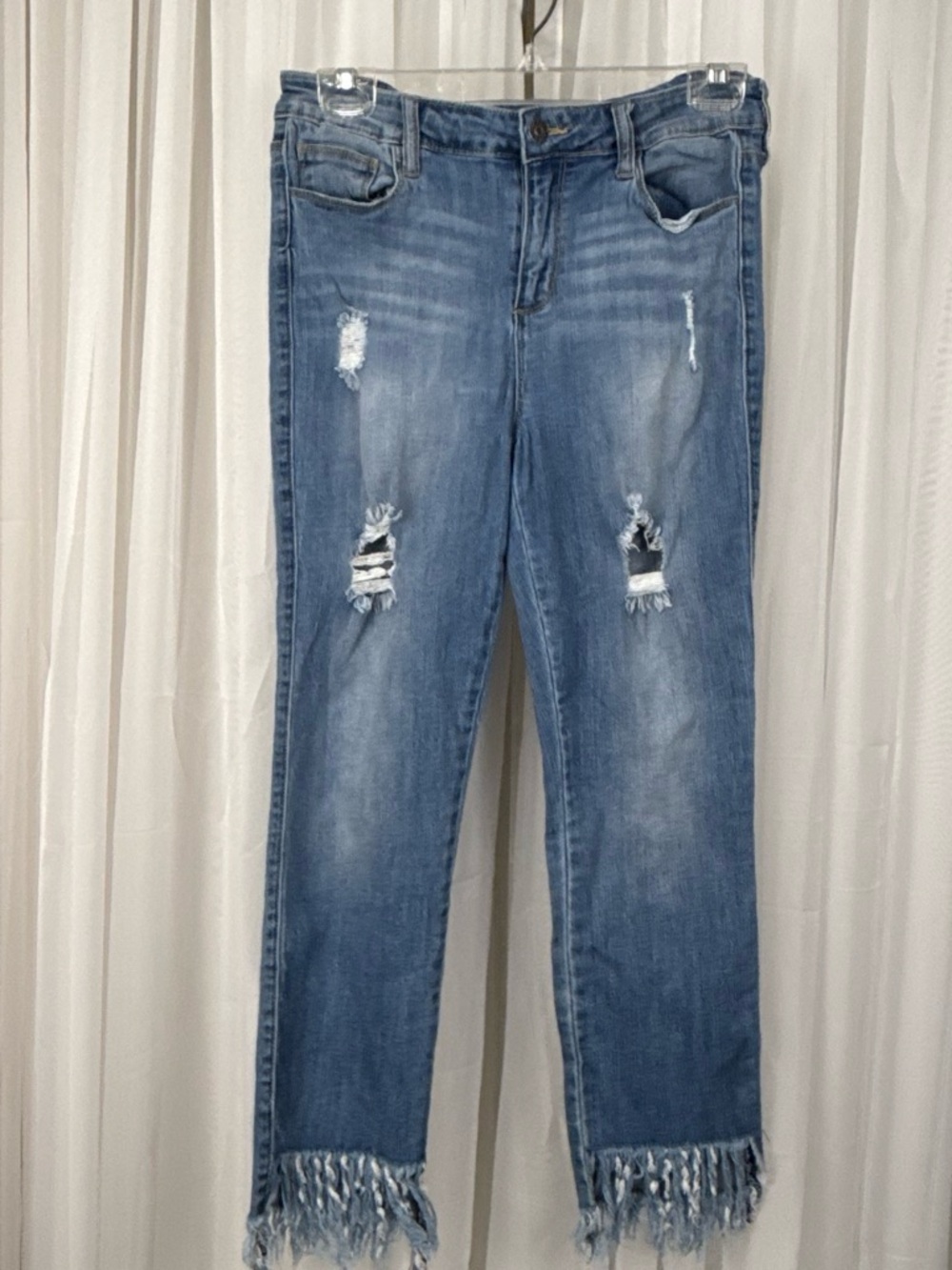 CELL O Distressed Fringe Hem Jeans Size 11 Light Wash Cropped Skinny Boho Y2K
